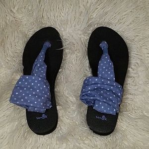 Sanuk yoga mat flip flops